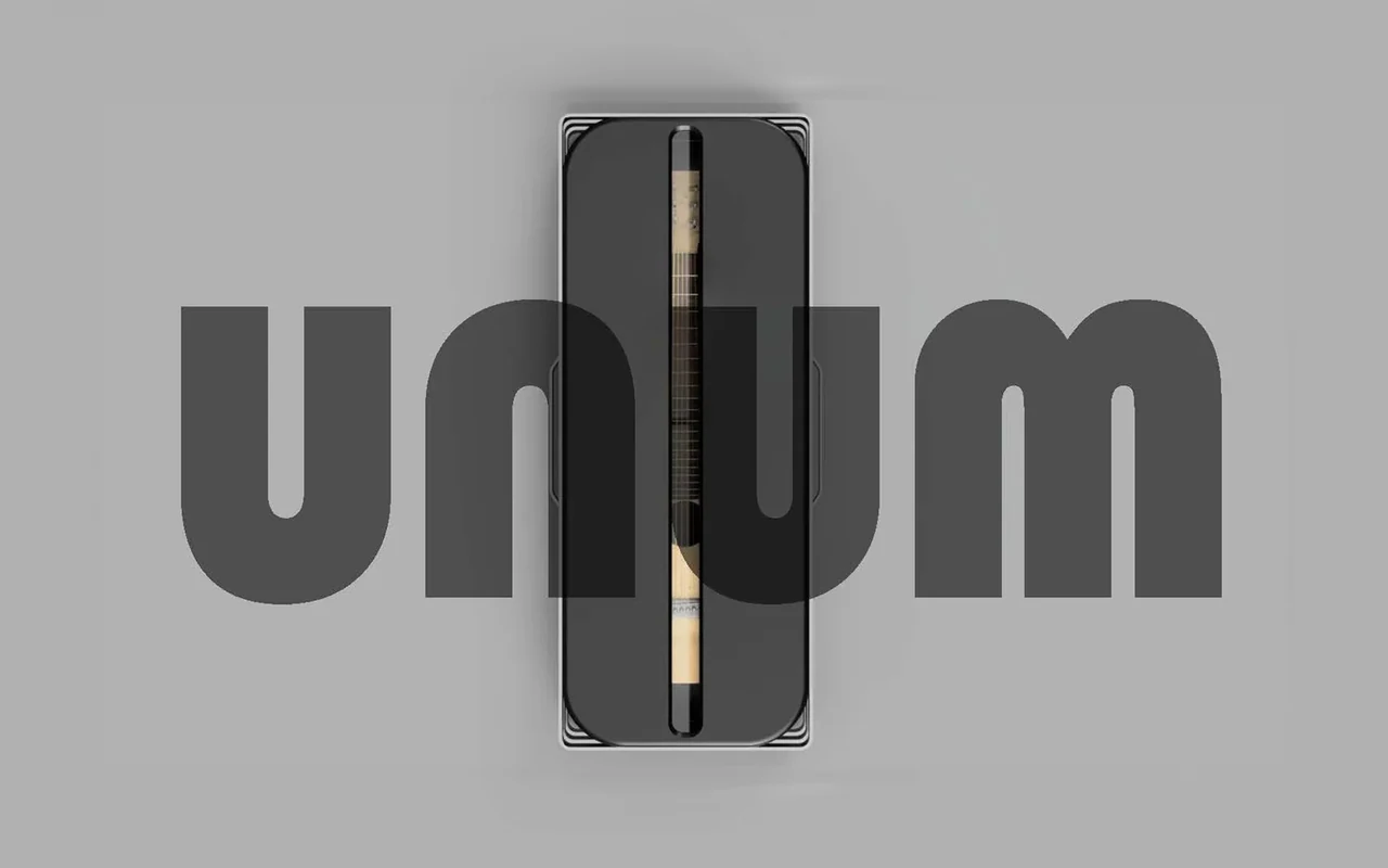 UNUM guitar case seen from above, with the UNUM wordmark